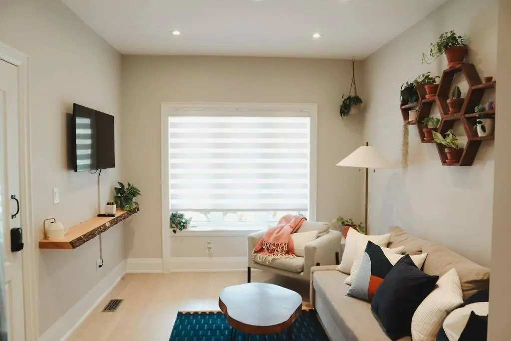 Toronto Junction Hideaway Διαμέρισμα Καναδάς